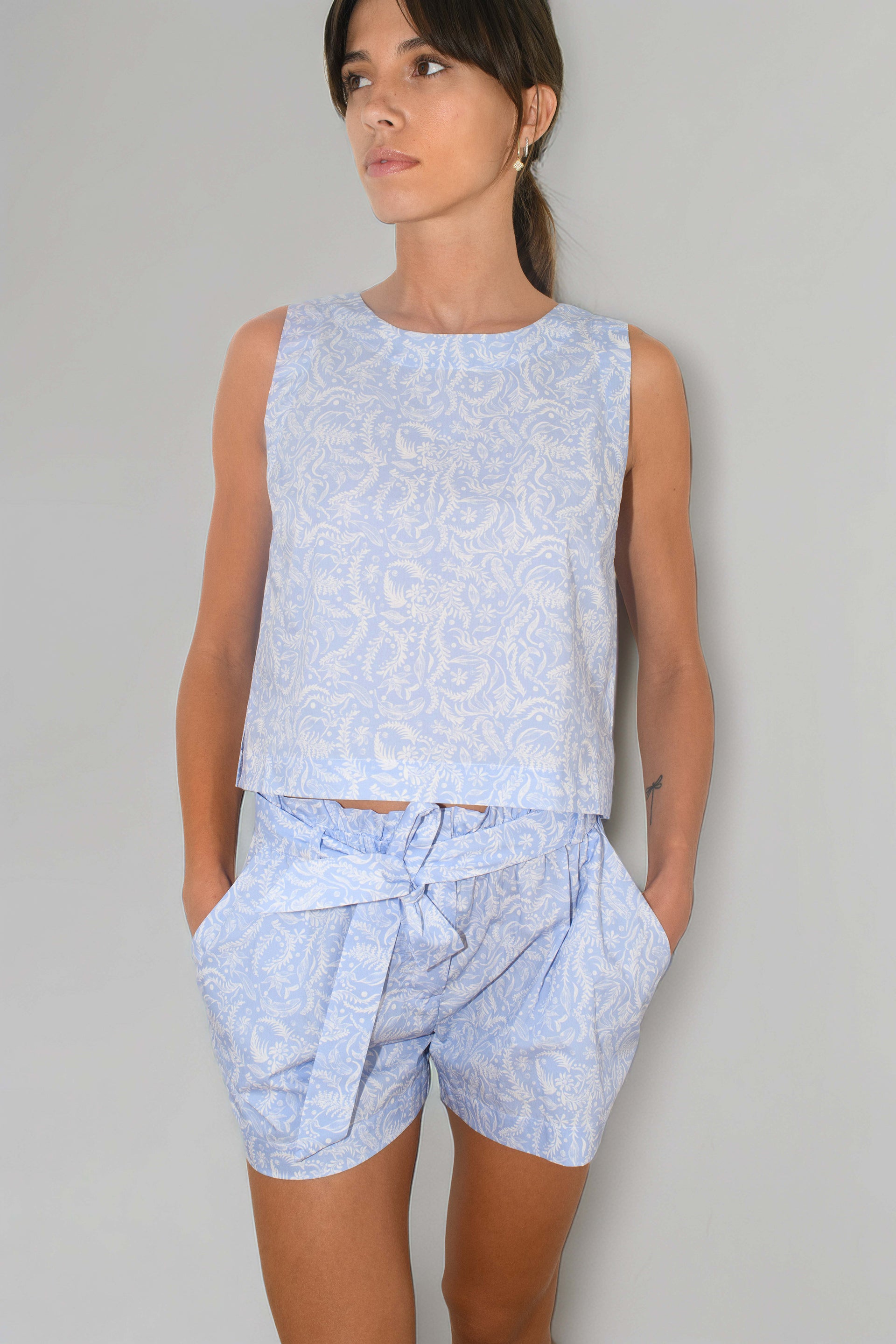 Tina Sleeveless Top Cotton Light Blue VM Print